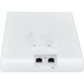 Ubiquiti UniFi Mesh Acess Point UAP-AC-M-PRO, 2x Gigabit LAN, AC1750 (450+1300Mbps), 3x3 MIMO 2.4GHZ, 3x3 MIMO 5GHz, Outdoor, 802.3af PoE, 9W, 3x 8dBi antennas, injector POE inclus in cutie (POE-48-24W-G)